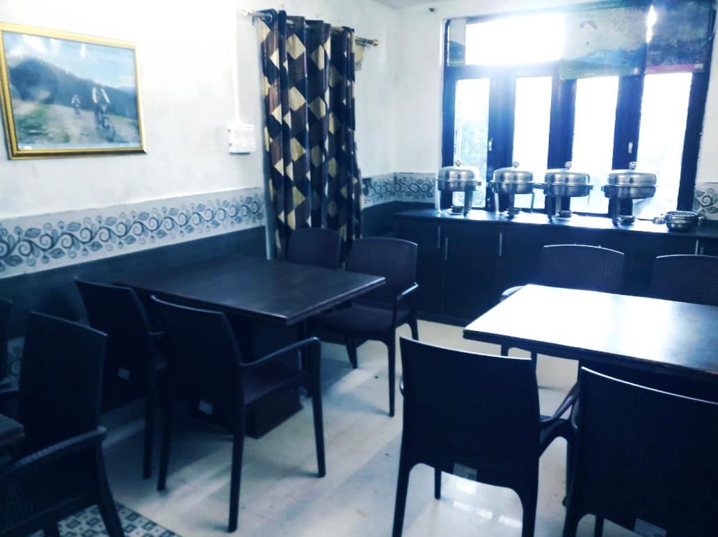 Hotel Holiday Plaza Dalhousie - Near Ghandhi Chowk Mall Road Ngoại thất bức ảnh